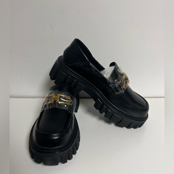 Lattelier Leather Loafers With Chain - Picture 2 of 16